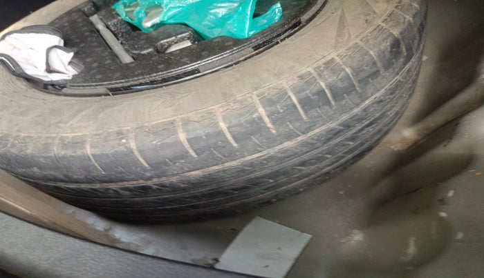 2021 Maruti S Cross ZETA 1.5, Petrol, Manual, 1,02,028 km, tyre