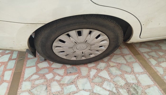 2013 Chevrolet Sail 1.2 LS, Petrol, Manual, 1,38,018 km, tyre
