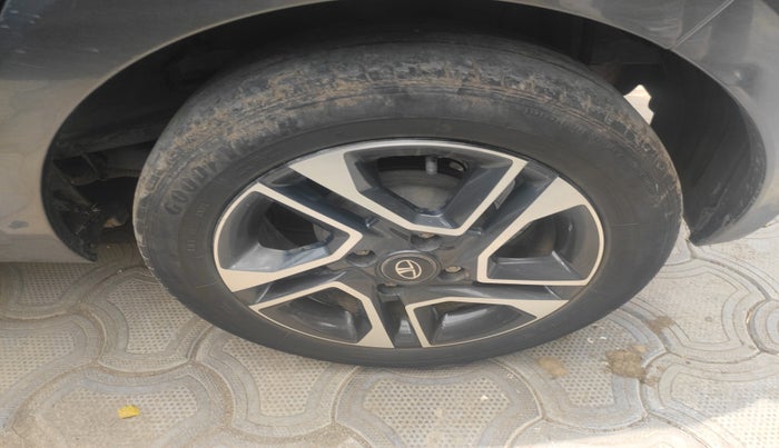 2021 Tata Tiago XZ PLUS PETROL, Petrol, Manual, 41,385 km, tyre