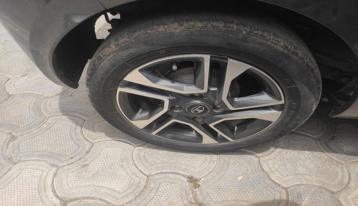 2021 Tata Tiago XZ PLUS PETROL, Petrol, Manual, 41,385 km, tyre