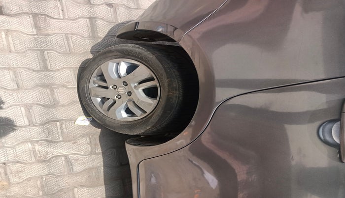 2013 Maruti Swift Dzire ZDI, Diesel, Manual, 1,08,146 km, tyre