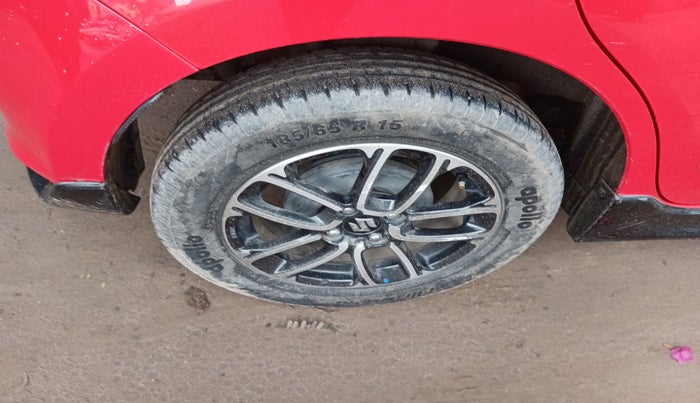 2022 Maruti Swift ZXI PLUS AMT DUAL TONE, Petrol, Automatic, 37,053 km, tyre