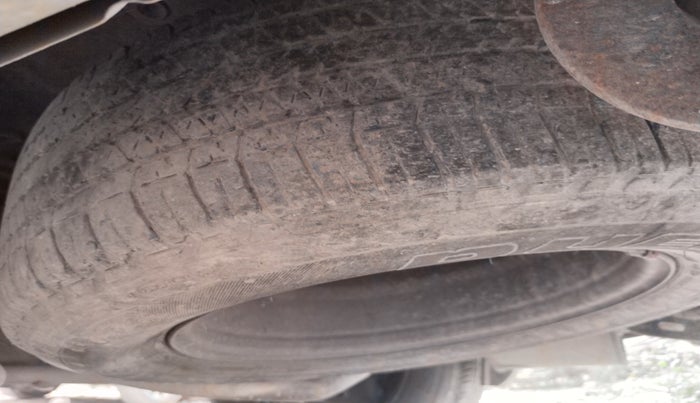 2014 Mahindra XUV500 W6, Diesel, Manual, 76,396 km, tyre