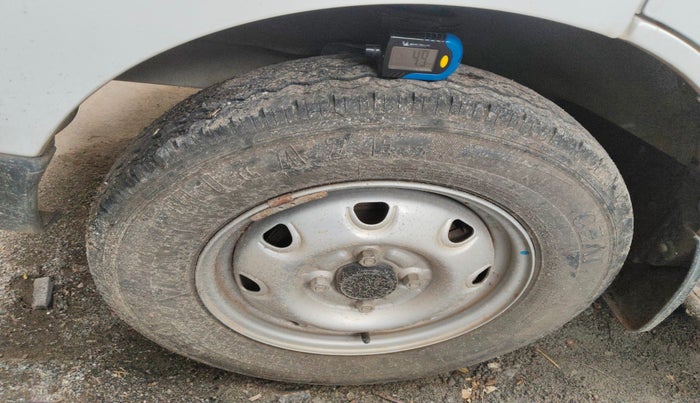 2022 Maruti Eeco 7 STR STD(O), Petrol, Manual, 18,619 km, tyre