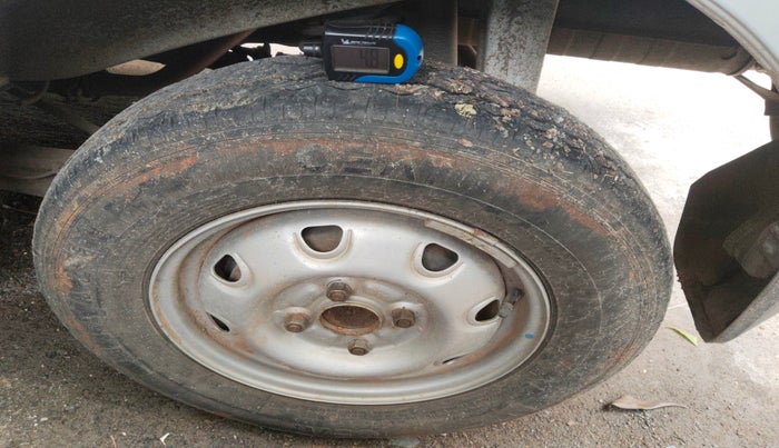 2022 Maruti Eeco 7 STR STD(O), Petrol, Manual, 18,619 km, tyre