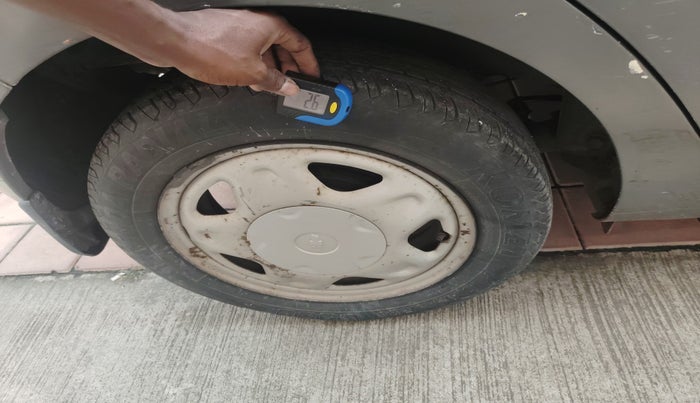 2011 Chevrolet Beat LS PETROL, Petrol, Manual, 1,10,068 km, tyre