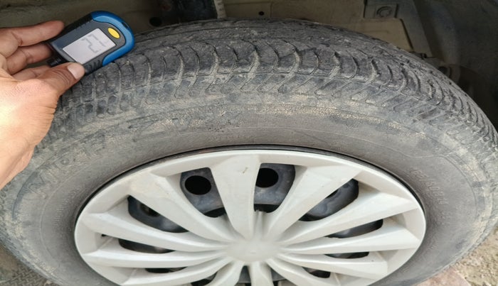 2014 Maruti Swift Dzire VDI, Diesel, Manual, 94,897 km, tyre