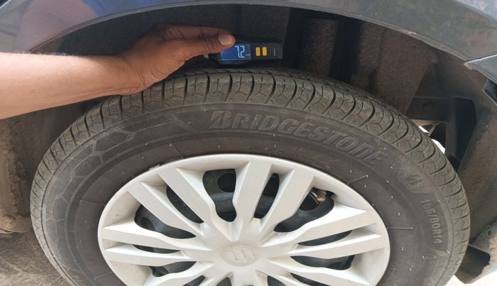 2017 Maruti Swift VXI, Petrol, Manual, 76,672 km, tyre