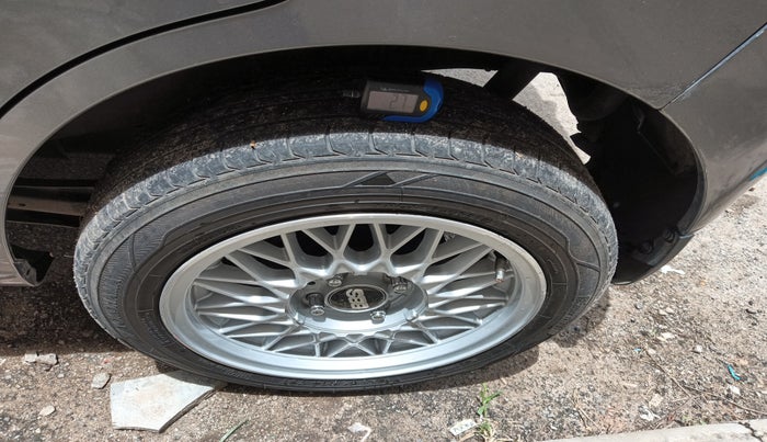 2011 Maruti Wagon R 1.0 VXI, Petrol, Manual, 46,923 km, tyre