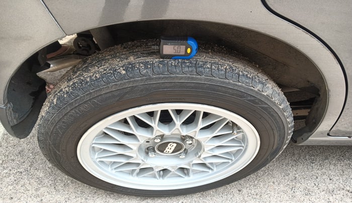 2011 Maruti Wagon R 1.0 VXI, Petrol, Manual, 46,923 km, tyre