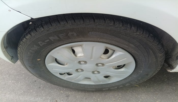 2015 Hyundai i10 MAGNA 1.1, Petrol, Manual, 64,534 km, tyre