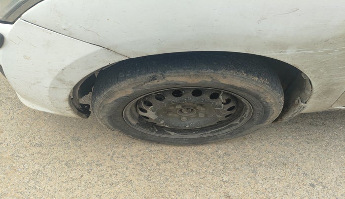 2013 Maruti Ertiga VDI, Diesel, Manual, 2,02,031 km, tyre