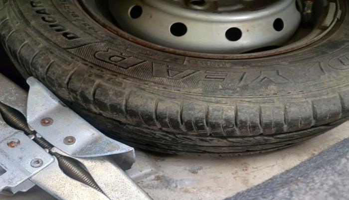 2011 Maruti Alto LXI, Petrol, Manual, 68,497 km, tyre