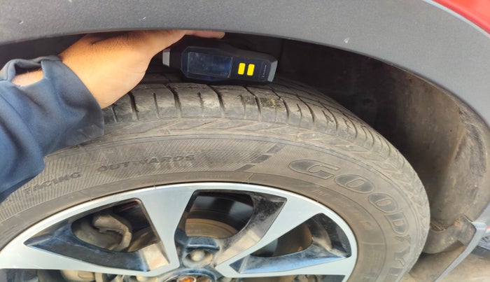 2021 Tata NEXON XZA PLUS (O) PETROL, Petrol, Automatic, 42,581 km, tyre