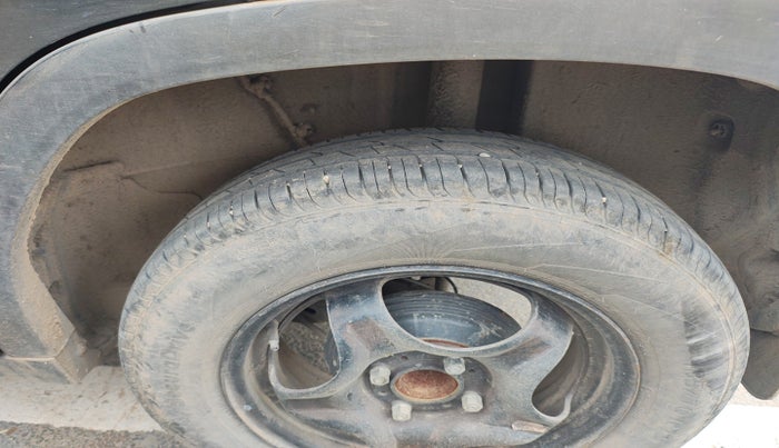 2022 Tata PUNCH ACCOMPLISHED MT, Petrol, Manual, 64,552 km, tyre