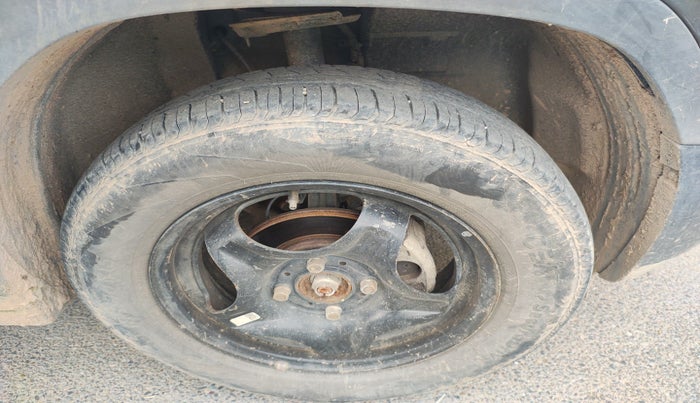 2022 Tata PUNCH ACCOMPLISHED MT, Petrol, Manual, 64,552 km, tyre