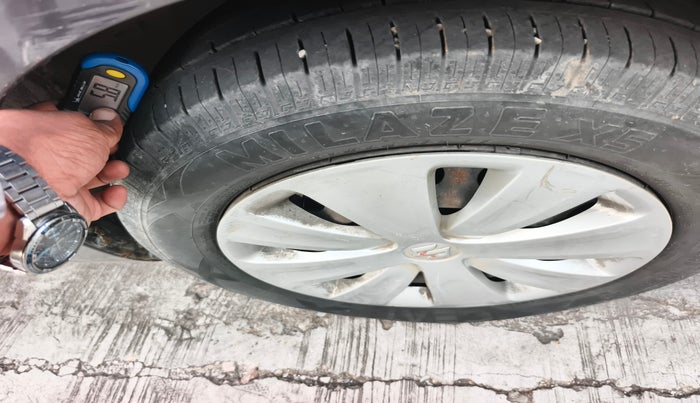 2016 Maruti Ertiga VDI SHVS, Diesel, Manual, 1,04,083 km, tyre