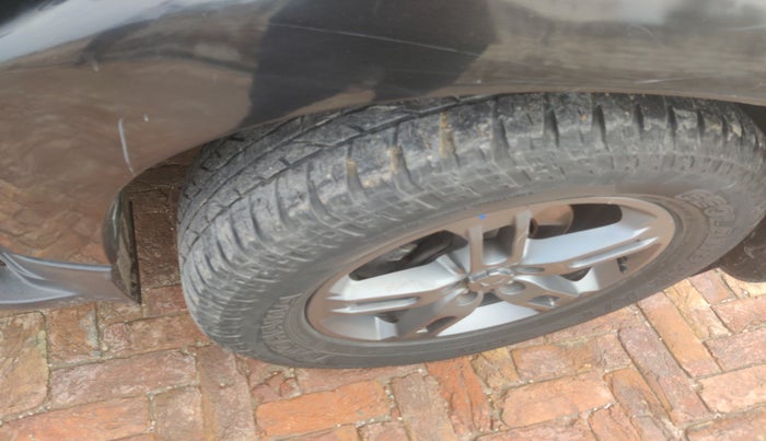 2022 Mahindra SCORPIO CLASSIC S11 MT 7S CC, Diesel, Manual, 99,598 km, tyre