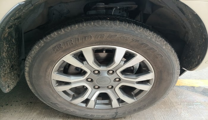 2020 Ford Endeavour TITANIUM 2.0 4X4 AT, Diesel, Automatic, 1,14,193 km, tyre