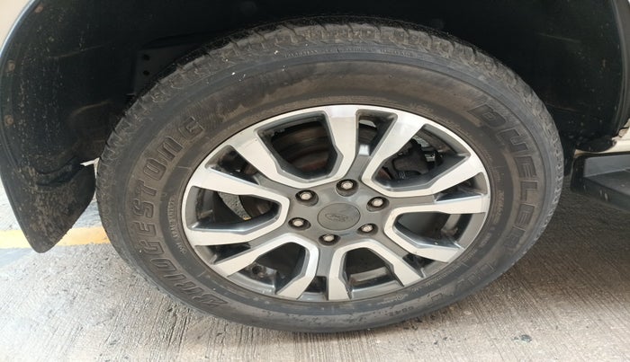 2020 Ford Endeavour TITANIUM 2.0 4X4 AT, Diesel, Automatic, 1,14,193 km, tyre