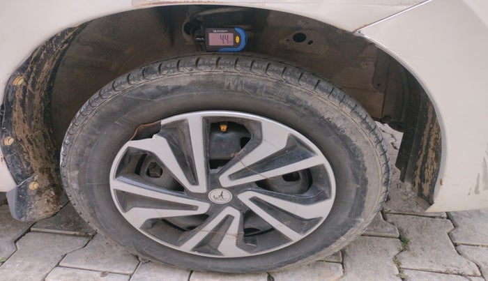 2012 Maruti Wagon R 1.0 LXI, Petrol, Manual, 1,33,644 km, tyre