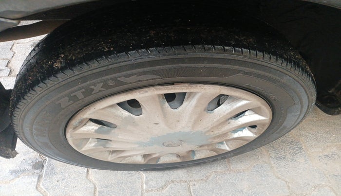 2012 Toyota Etios GD, Diesel, Manual, 2,00,508 km, tyre