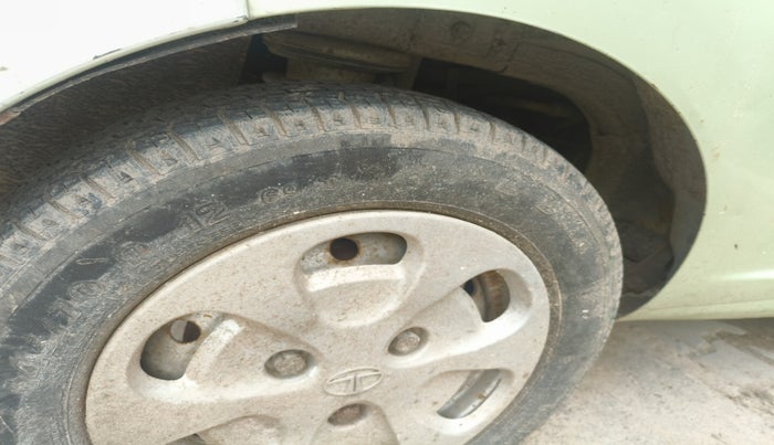 2012 Tata Nano LX, Petrol, Manual, 66,344 km, tyre
