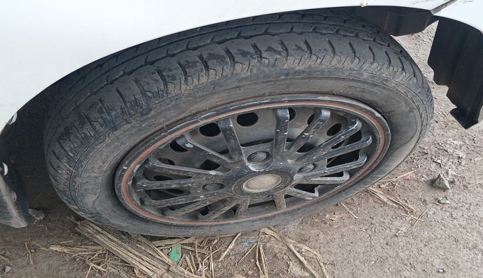 2013 Maruti Wagon R 1.0 VXI, Petrol, Manual, 62,478 km, tyre