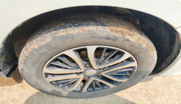 2023 Maruti Ertiga   VXI (O) CNG, Petrol, Manual, 33,635 km, tyre