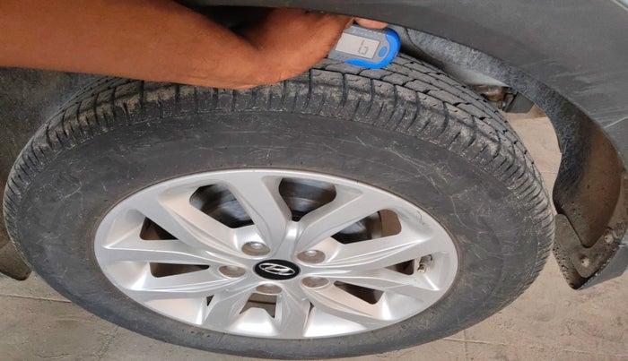 2018 Hyundai Creta S AT 1.6 DIESEL, Diesel, Automatic, 1,16,658 km, tyre