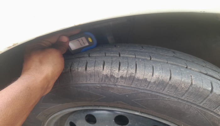2021 Maruti Dzire VXI, Petrol, Manual, 39,084 km, tyre