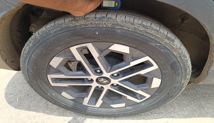 2022 Hyundai VENUE SX 1.5 CRDI, Diesel, Manual, 73,620 km, tyre