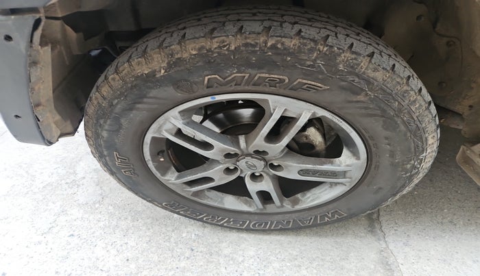 2021 Mahindra Thar LX D AT 4WD HT, Diesel, Automatic, 56,246 km, tyre