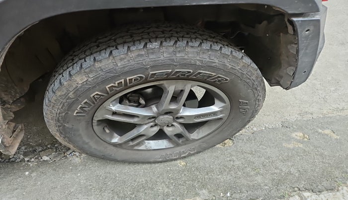 2021 Mahindra Thar LX D AT 4WD HT, Diesel, Automatic, 56,246 km, tyre