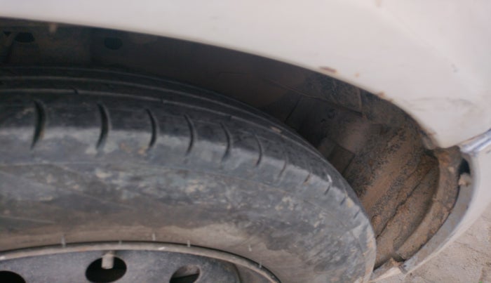 2011 Maruti Ritz VDI, Diesel, Manual, 1,92,157 km, tyre