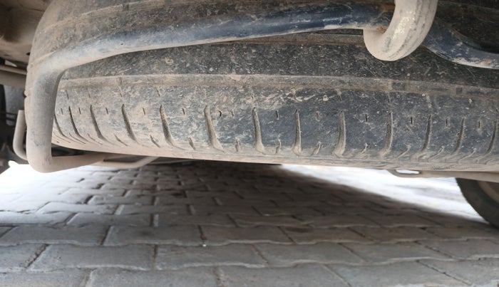 2018 Maruti Ertiga ZXI SHVS, Petrol, Manual, 78,273 km, tyre