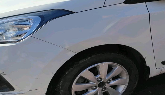 2015 Hyundai Xcent S (O) 1.2, Petrol, Manual, 1,61,647 km, tyre