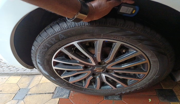 2018 Maruti Dzire VXI, Petrol, Manual, 58,382 km, tyre