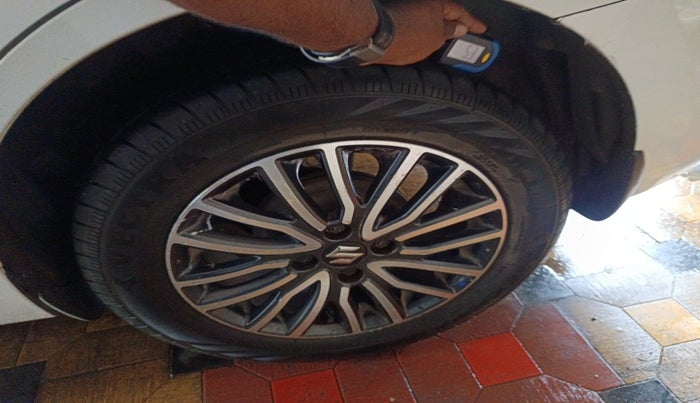 2018 Maruti Dzire VXI, Petrol, Manual, 58,382 km, tyre