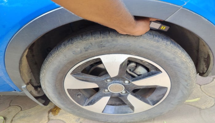 2018 Tata NEXON XZ PLUS DIESEL, Diesel, Manual, 39,945 km, tyre