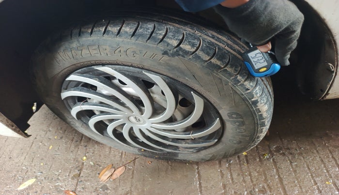 2014 Datsun Go T, Petrol, Manual, 57,861 km, tyre