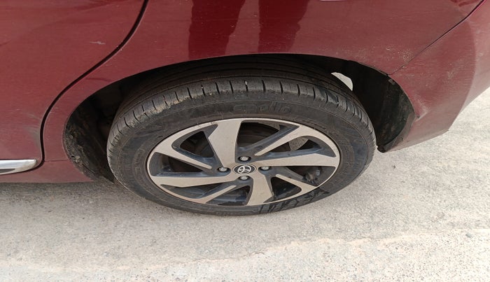 2022 Toyota Glanza G E-CNG, Petrol, Manual, 76,728 km, tyre