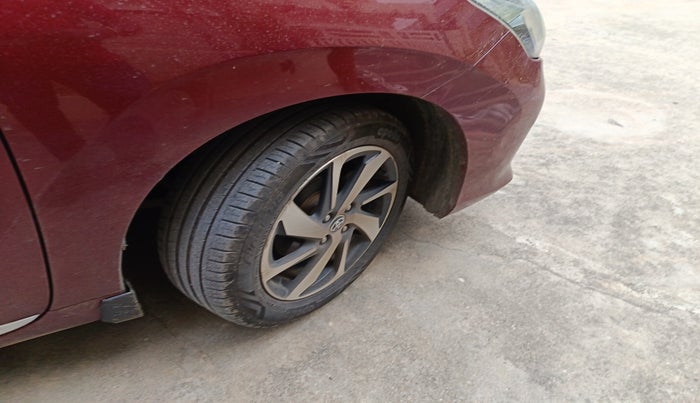 2022 Toyota Glanza G E-CNG, Petrol, Manual, 76,728 km, tyre