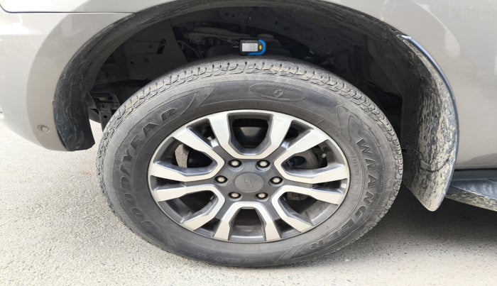 2019 Ford Endeavour TITANIUM PLUS 2.0 4X2 AT SUNROOF, Diesel, Automatic, 1,16,366 km, tyre