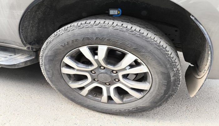 2019 Ford Endeavour TITANIUM PLUS 2.0 4X2 AT SUNROOF, Diesel, Automatic, 1,16,366 km, tyre