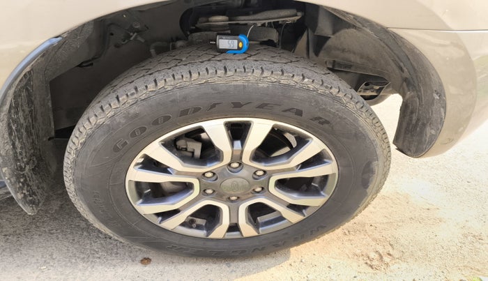 2019 Ford Endeavour TITANIUM PLUS 2.0 4X2 AT SUNROOF, Diesel, Automatic, 1,16,366 km, tyre