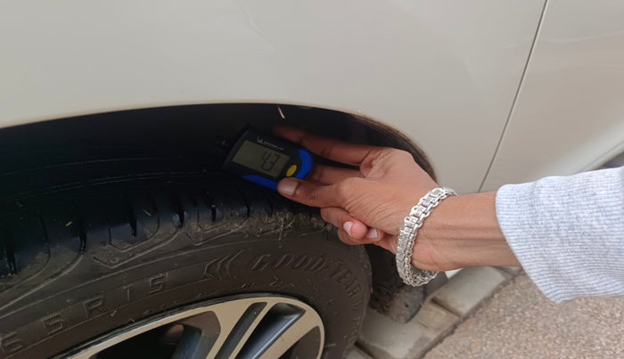 2019 Honda City 1.5L I-VTE V CVT, Petrol, Automatic, 48,017 km, tyre