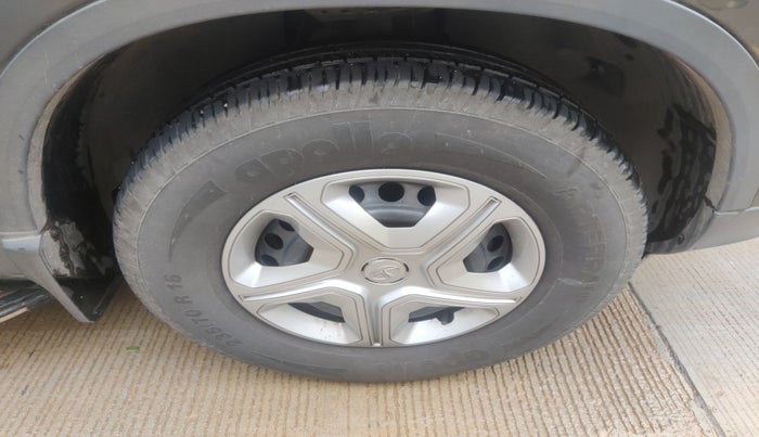 2021 Tata Harrier XMA 2.0L KRYOTEC, Diesel, Automatic, 28,446 km, tyre