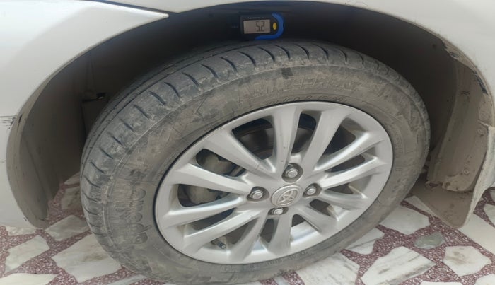 2013 Toyota Etios VD, Diesel, Manual, 1,04,625 km, tyre