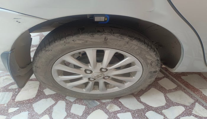 2013 Toyota Etios VD, Diesel, Manual, 1,04,625 km, tyre